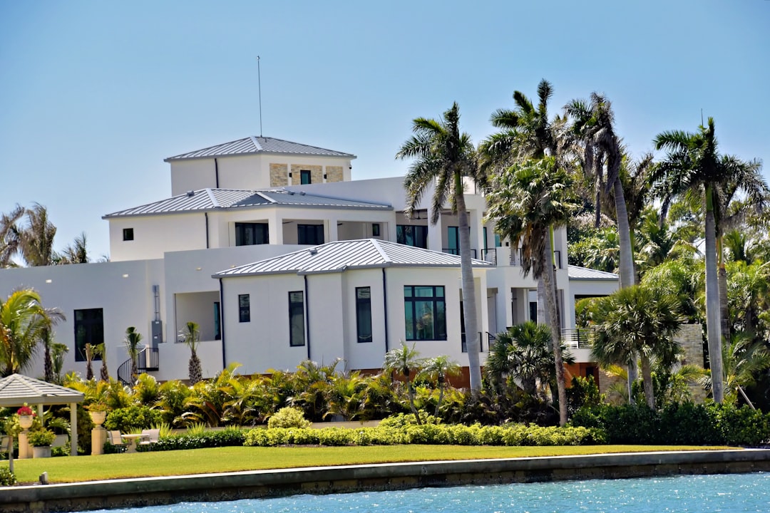 Beachfront Florida and Coastal California Ruled June's Ultra-Luxury Home Sales — Florida real estate